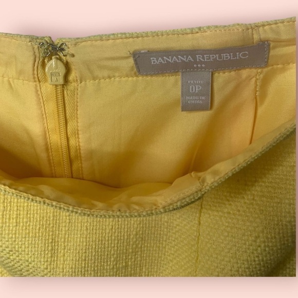 Vintage Banana Republic Yellow Skirt, Size 0P - Picture 4 of 5